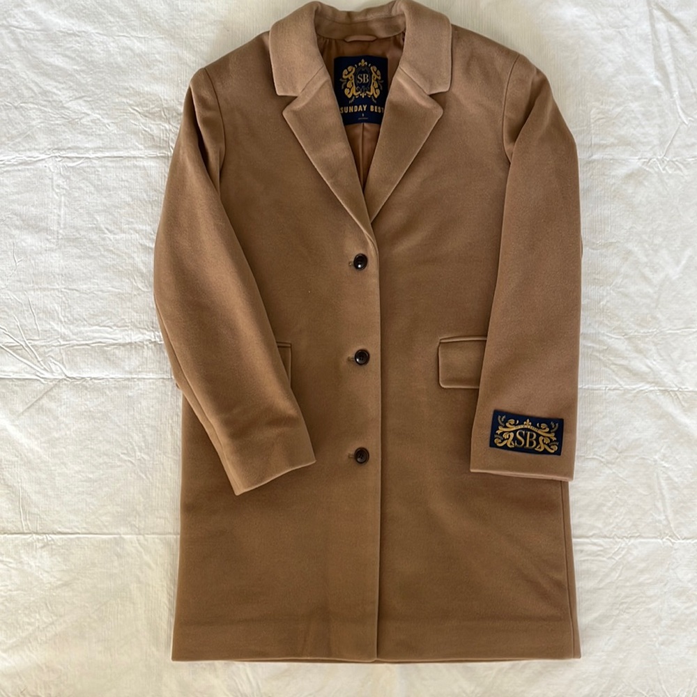 Aritzia Sunday Best Coat, New without Tags, Never Worn.